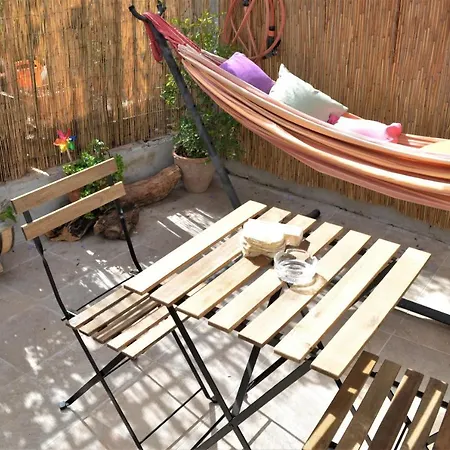 2 Apartment *